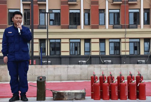 乐至博骏公学开展“消防安全宣传周”活动