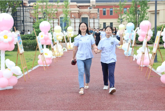 骊歌轻响 童年不散场——乐至博骏公学小学部2017级毕业典礼